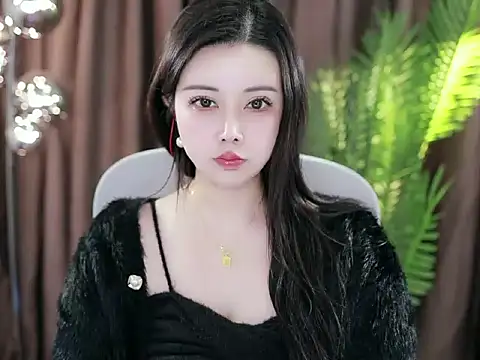 Qiaoqiao  online show from 01-17-25, 08:11