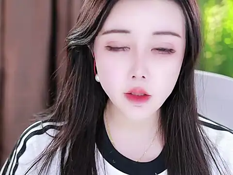 Qiaoqiao  online show from 02-07-25, 04:35