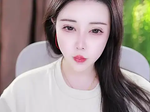 Qiaoqiao  online show from 02-08-25, 04:36