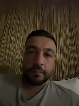 Snapshot of F21savas chatting on 03-10-25, 08:56 F21savas online show from 03-10-25, 08:56