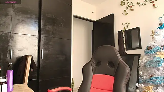 Snapshot of Haruto2001 chatting on 12-16-24, 09:52 Haruto2001 online show from 12-16-24, 09:52