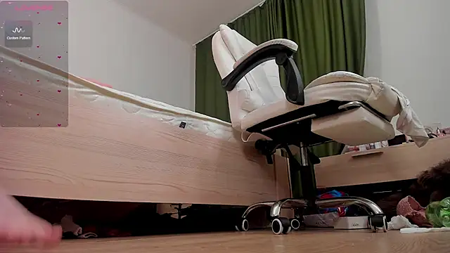 mirida fox online show from 03-07-25, 03:29