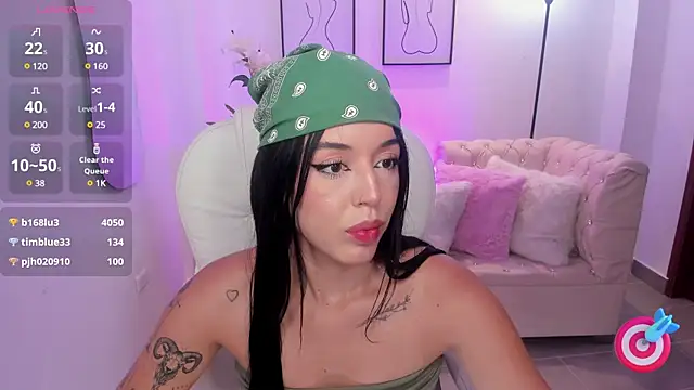 Snapshot of zoee_jackson chatting on 02-13-25, 07:10 zoee jackson online show from 02-13-25, 07:10