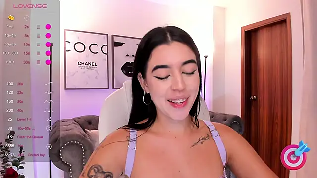 Snapshot of zoee_jackson chatting on 02-22-25, 06:52 zoee jackson online show from 02-22-25, 06:52