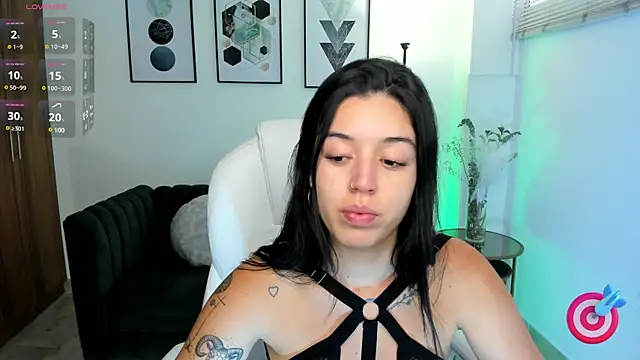 Snapshot of zoee_jackson chatting on 03-13-25, 07:50 zoee jackson online show from 03-13-25, 07:50