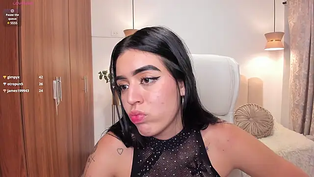 Snapshot of zoee_jackson chatting on 03-20-25, 01:24 zoee jackson online show from 03-20-25, 01:24