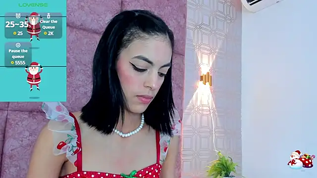 Snapshot of LilitRobins chatting on 12-15-24, 02:19 LilitRobins online show from 12-15-24, 02:19