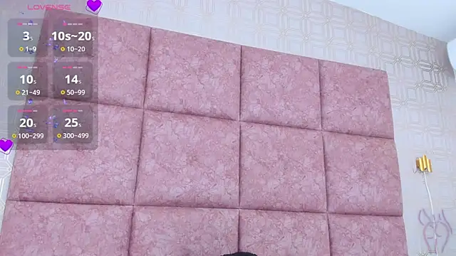 Snapshot of LilitRobins chatting on 02-11-25, 09:35 LilitRobins online show from 02-11-25, 09:35