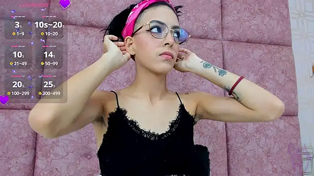 Snapshot of LilitRobins chatting on 02-12-25, 09:33 LilitRobins online show from 02-12-25, 09:33