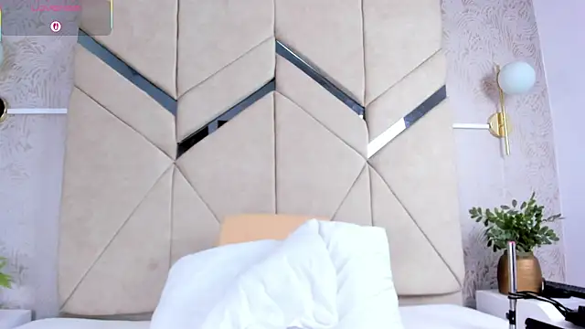 Snapshot of LilitRobins chatting on 09-26-25, 10:14 LilitRobins online show from 09-26-25, 10:14