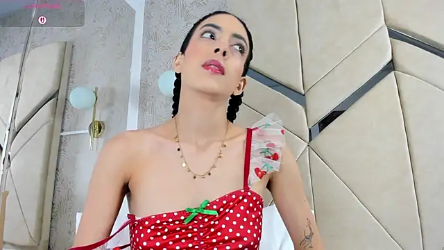 Snapshot of LilitRobins chatting on 10-14-25, 09:59 LilitRobins online show from 10-14-25, 09:59