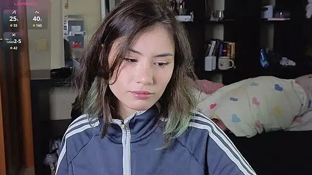 alicekiit online show from 09-28-25, 06:02