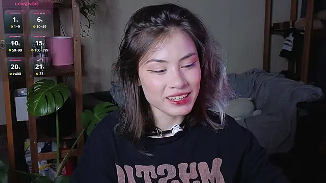 alicekiit online show from 10-13-25, 07:03