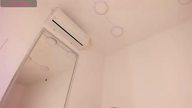 vera candella online show from 11-28-25, 11:46