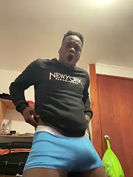 Snapshot of Andricastro chatting on 01-03-25, 11:46 Andricastro online show from 01-03-25, 11:46