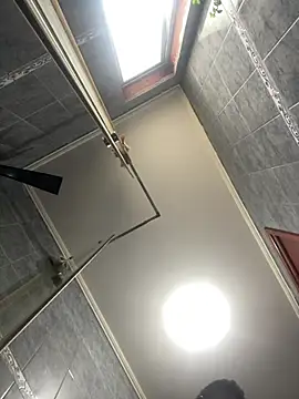 Snapshot of Andricastro chatting on 01-05-25, 11:37 Andricastro online show from 01-05-25, 11:37