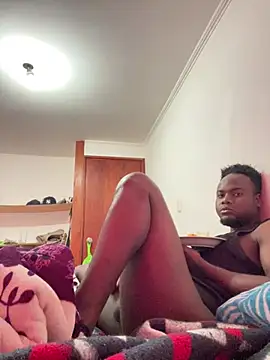 Snapshot of Andricastro chatting on 02-05-25, 11:34 Andricastro online show from 02-05-25, 11:34