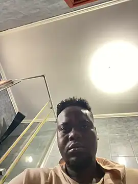 Snapshot of Andricastro chatting on 02-25-25, 11:41 Andricastro online show from 02-25-25, 11:41