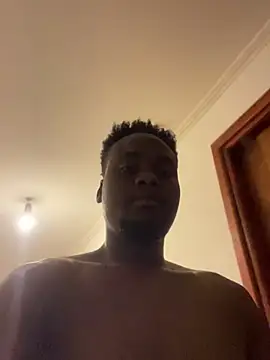 Snapshot of Andricastro chatting on 03-05-25, 11:28 Andricastro online show from 03-05-25, 11:28