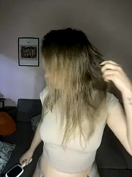 EdnaBradley online show from 11-24-25, 02:17