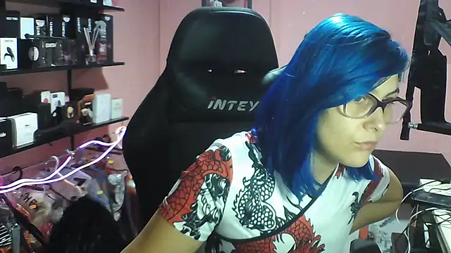 Snapshot of sukii93 chatting on 10-04-25, 08:18 sukii93 online show from 10-04-25, 08:18