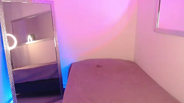 michaela cox online show from 03-22-25, 06:58