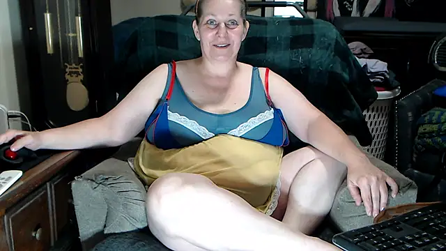 ladyscarlotta online show from 07-27-26, 05:20