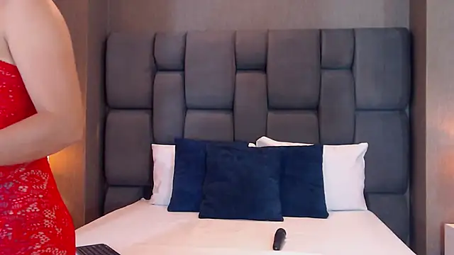 SophieWolkman online show from 03-05-25, 07:38