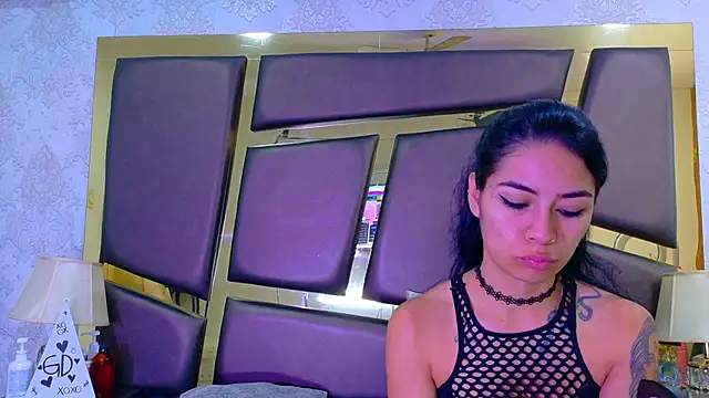 NicoleEsposito online show from 04-20-26, 12:41