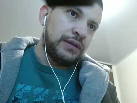 camiloking1720 online show from 02-24-25, 01:02