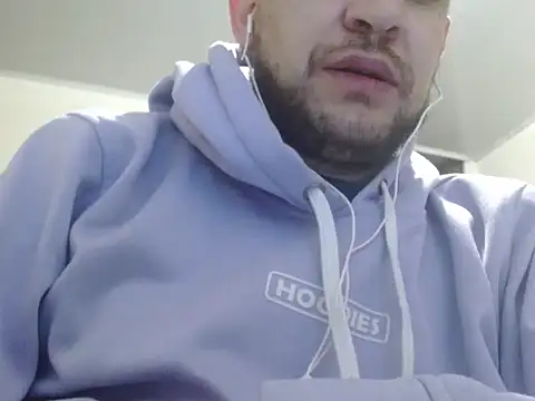 camiloking1720 online show from 09-21-25, 11:06