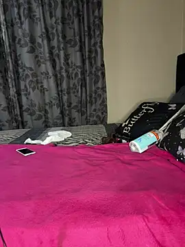 Snapshot of cardibabe chatting on 06-26-26, 08:57 cardibabe online show from 06-26-26, 08:57