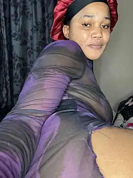 Snapshot of cardibabe chatting on 07-09-26, 11:09 cardibabe online show from 07-09-26, 11:09