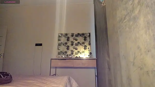 Selena Rase online show from 11-30-25, 02:37