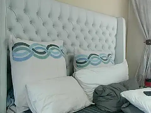 Carocurvy online show from 03-13-25, 09:32