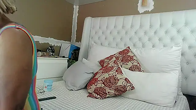 Carocurvy online show from 09-22-25, 05:31