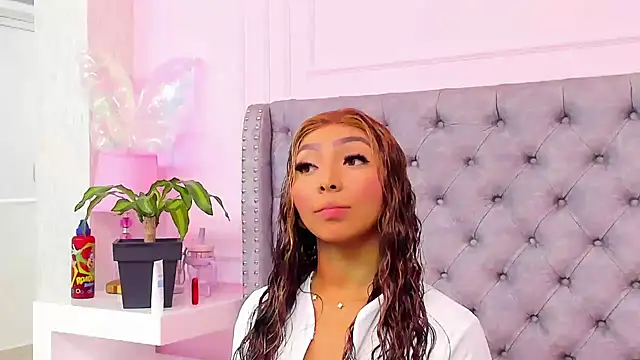 HaileeRoberts online show from 04-17-26, 12:19