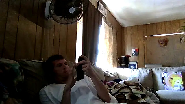 Snapshot of luke_thighwalker2469 chatting on 12-15-24, 05:42 luke thighwalker2469 online show from 12-15-24, 05:42