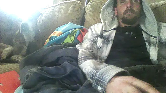 Snapshot of luke_thighwalker2469 chatting on 12-18-25, 09:10 luke thighwalker2469 online show from 12-18-25, 09:10