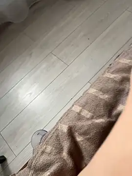 Snapshot of SexAngelssss chatting on 10-25-25, 05:37 SexAngelssss online show from 10-25-25, 05:37