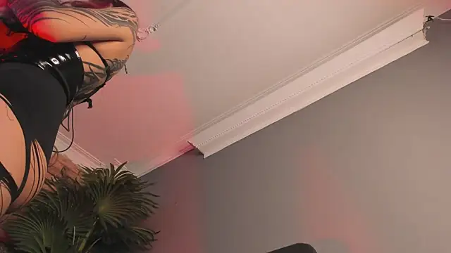 ALICEPOIXXXON online show from 09-28-25, 11:54