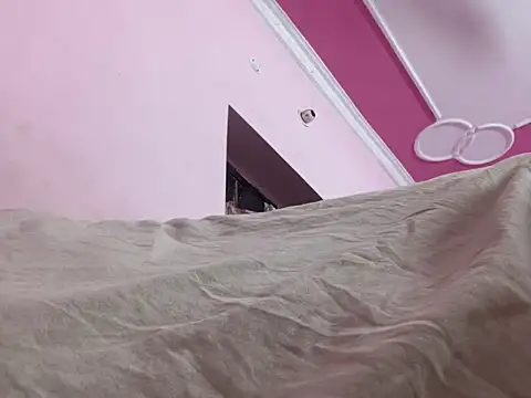 princeraj42 online show from 02-10-25, 07:49