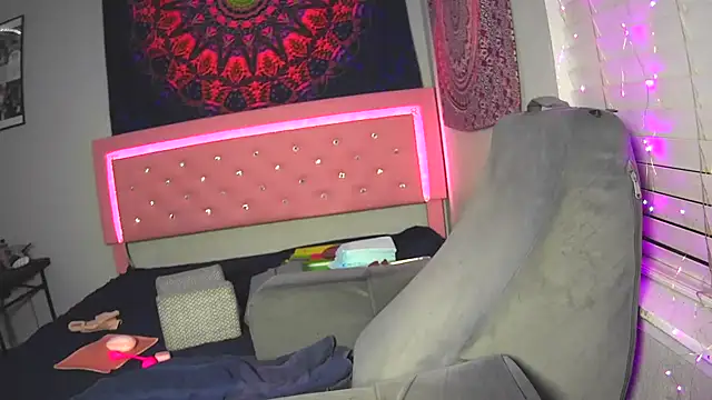 Tatithegoddess online show from 03-21-26, 10:31