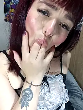 Winona-miu online show from 02-17-25, 05:10