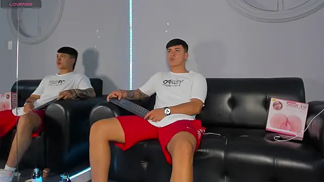 Cristopher strong online show from 01-10-25, 12:26