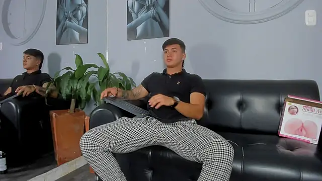 Cristopher strong online show from 02-16-25, 10:54