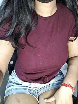 Snapshot of Ms_Neera chatting on 03-03-25, 09:11 Ms Neera online show from 03-03-25, 09:11