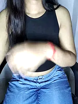 Snapshot of Ms_Neera chatting on 03-19-25, 10:42 Ms Neera online show from 03-19-25, 10:42