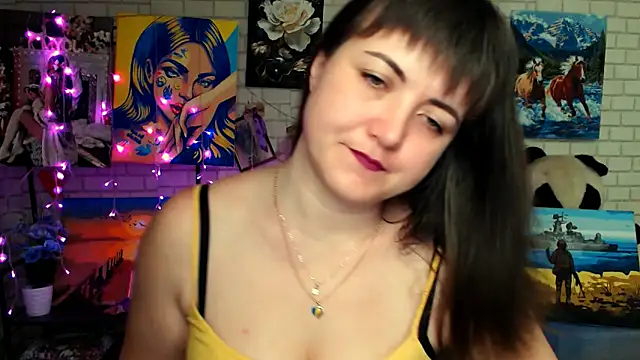 Darina M  online show from 02-15-26, 05:15