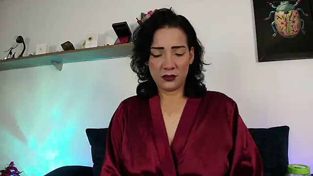 Elliee  online show from 06-11-26, 12:36